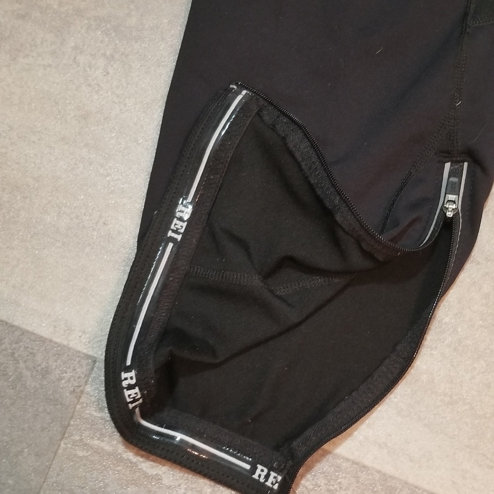 SOLD REI Womens Athletic Pants Size XL Petite - Picture 3 of 4